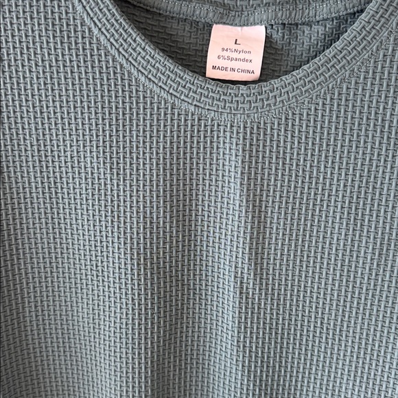 Bundle of LANDS’ END Striped Women Short Sleeve Shirt & Green Waffle Knit Shirt - Picture 11 of 11